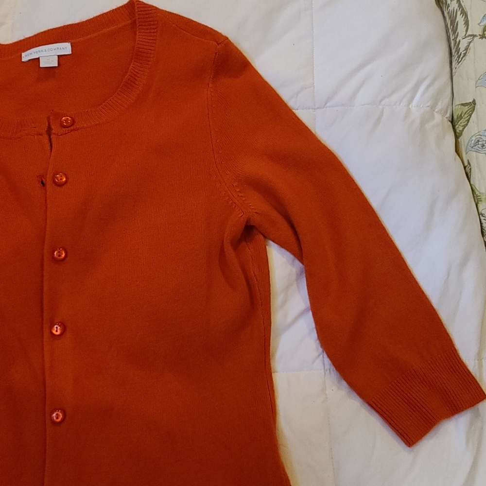 Sweater - Picture 3 of 3